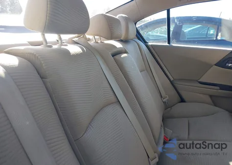 2015 Honda Accord Lx z USA, uszkodzony, nr VIN 1HGCR2F30FA078248